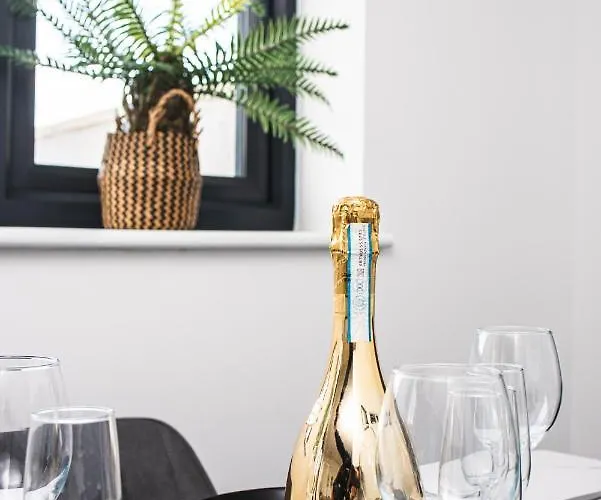 Redland By Mycityhaven * Bristol